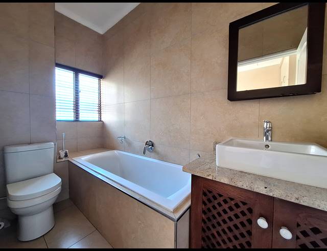 3 BEDROOM DUPLEX TO LET IN MORNINGSIDE